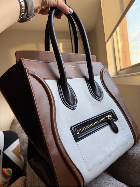 Handbags - Tri-Color CÉLINE Luggage Medium Leather Tote Bag — Brown, White & Black